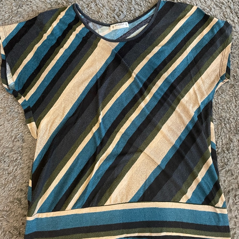 Women’s short sleeve agenda shirt